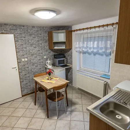 Domcek U Jarinu Prázdninový dům